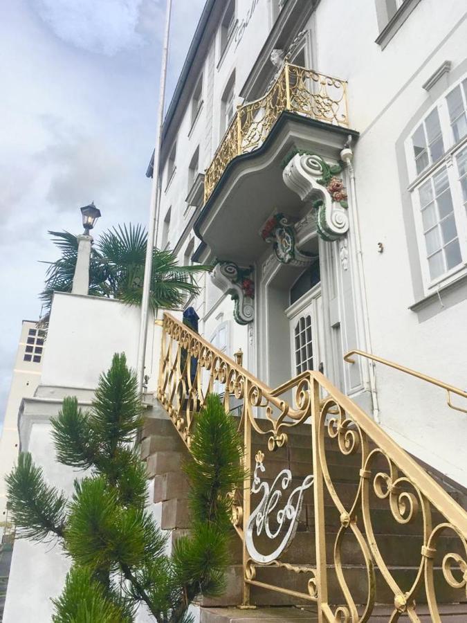 Historisches Hotel Zum Schwan Bad Karlshafen Buitenkant foto